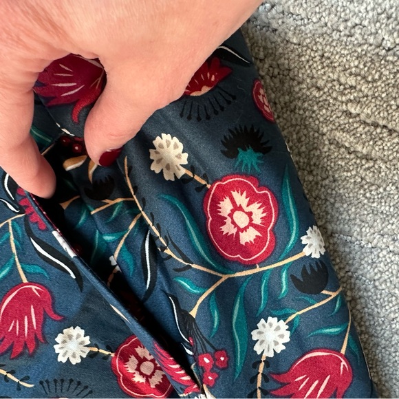 ModCloth x Collectif a-line skirt size 8 navy - Picture 5 of 7